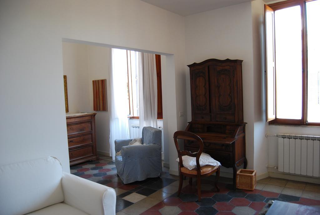 Su Al Celio - Colosseo Bed and Breakfast Roma Habitación foto